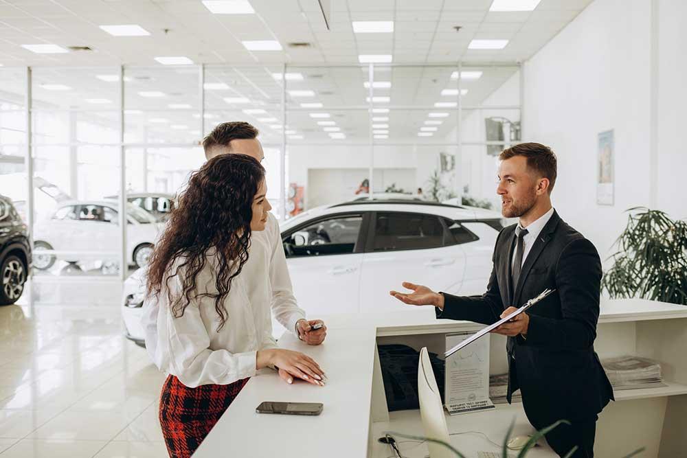 Dealer financing vs. bank loan at a glance